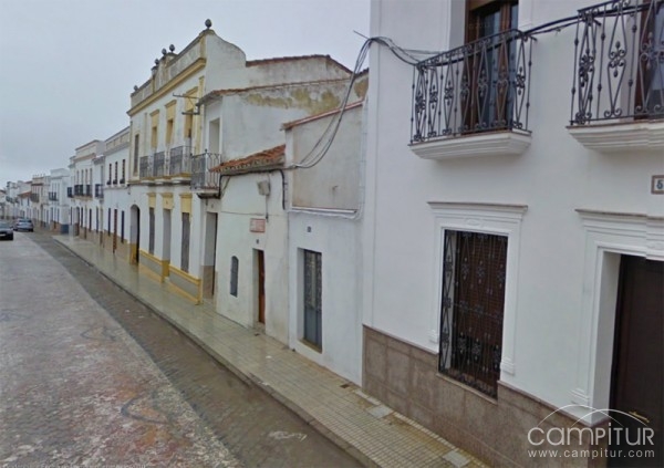 Una mujer herida en un incendio de una vivienda de Granja de Torrehermosa 