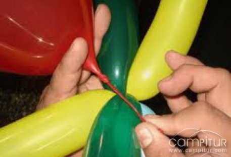 Gran afluencia de público infantil en la Fiesta de los Hinchables en Fuente Obejuna 