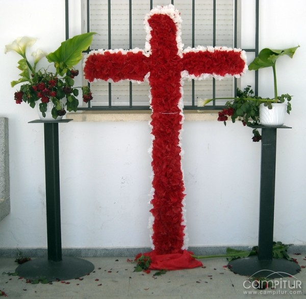Peñarroya-Pueblonuevo celebra un Certamen Cruces de Mayo 2012