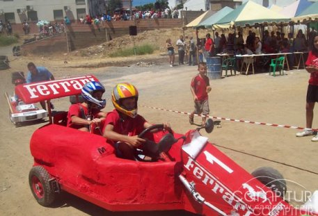 Villaviciosa de Córdoba acoge la I Carrera de Autos Locos 