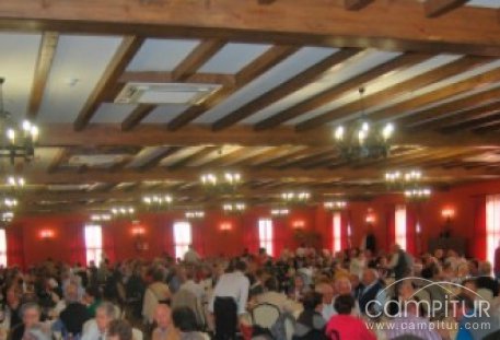 Más de 320 personas asisten a las Jornadas de Convivencia de Mayores en Fuente Obejuna 