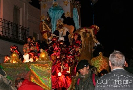 Los Reyes Magos visitan Cazalla de la Sierra 