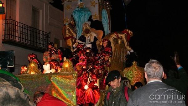 Los Reyes Magos visitan Cazalla de la Sierra 