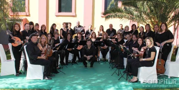 La Orquesta de Pulso y Púa de Azuaga actuará en Los Santos de Maimona 