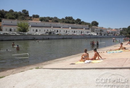 Báñate en la Playa Artificial de San Nicolás del Puerto 