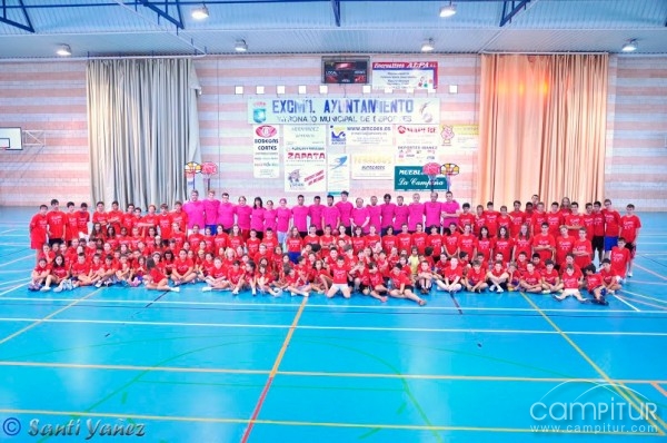 Clausurado el XIV Campus de Baloncesto “Alberto Pérez” y entrega de premio a Martín Fariñas