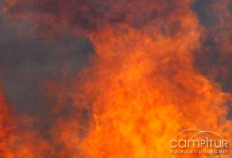 Un incendio en Campillo de Llerena arrasa 267 hectáreas 