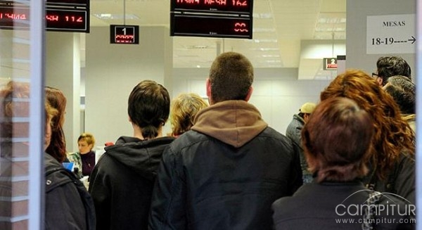 El Ejecutivo extremeño espera una avalancha de peticiones para la renta básica estos meses  
