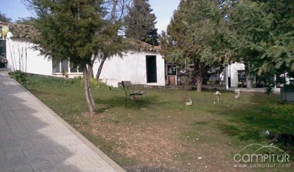Obras de remodelación en el cementerio de Obejo 