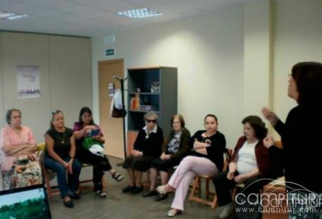 El Centro de la Mujer de Constantina organiza numerosa actividades 
