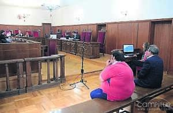 Condenados a 4 y 5 años de prisión el médico y el farmacéutico por falsificar recetas  