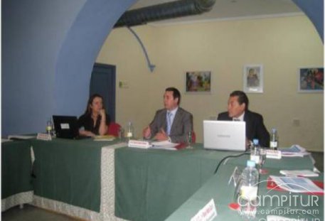 La Antena Local de Constantina celebra un Panel Empresarial 