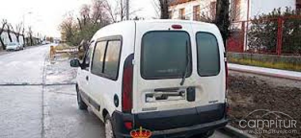 Un joven detenido y un menor imputado por robos en Azuaga y Llerena 
