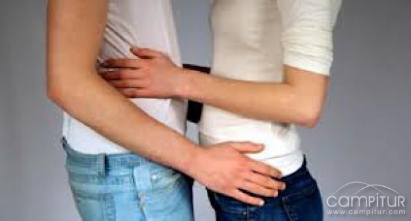 Los alumnos de 2º de ESO de Constantina reciben una charla sobre sexualidad 