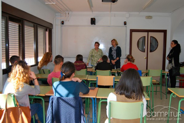 Villaviciosa acogió un Curso de Protocolo para jóvenes 