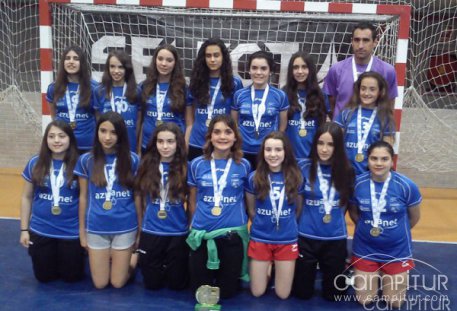 Las infantiles de la AD Balonmano Granja, campeonas de Extremadura