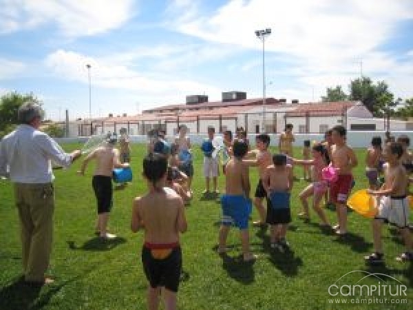Divertida despedida del curso con la celebración de la Fiesta del Agua 