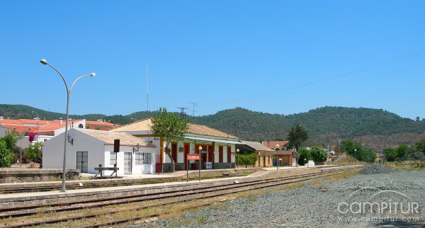 Las vías del tren de la Sierra Norte experimentan obras de mejoras 