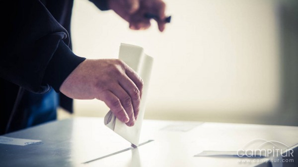 Varios distritos de Azuaga tendrán que votar en distintos colegios electorales  