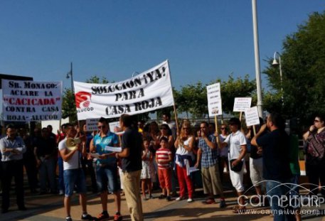 Amplio respaldo ciudadano hacia Alucod durante la concentración del pasado viernes 