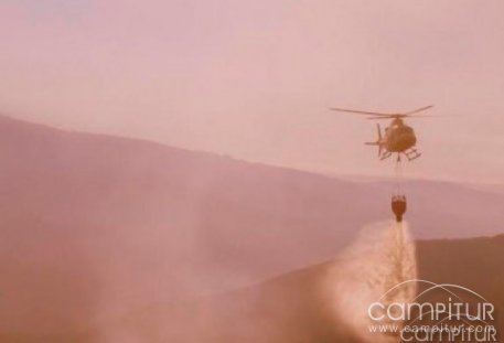 Incendio en la Sierra de Azuaga 