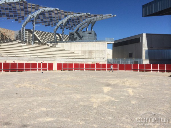El Auditórium Multiusos de Llerena, convertido en Plaza de Toros 