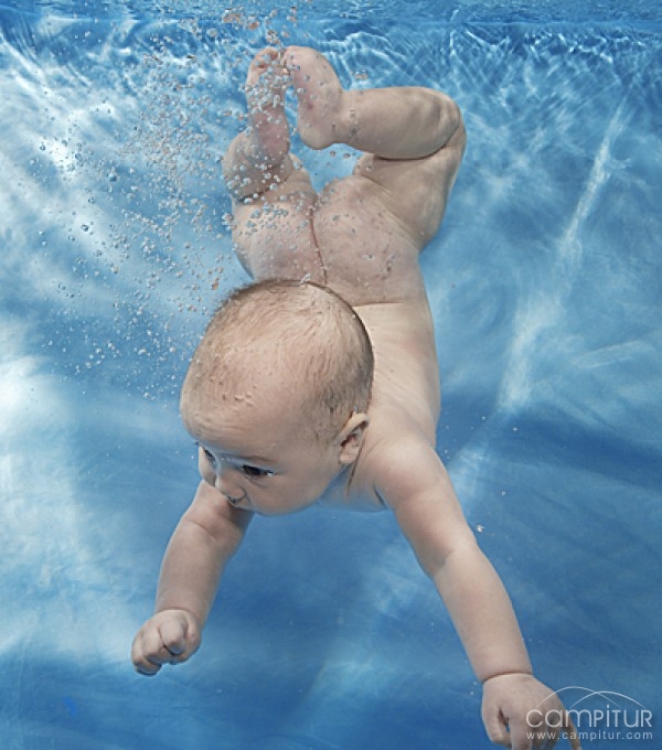 Beneficios de la natación para los bebés 