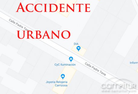 Accidente urbano en Azuaga 