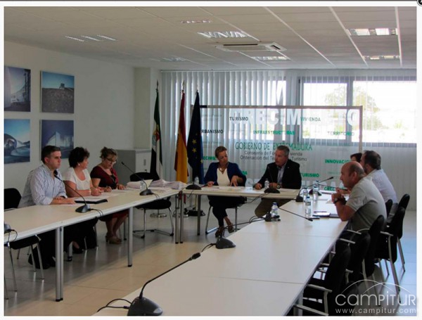 La Comisión Regional de Vivienda adjudica 7 viviendas a Maguilla 