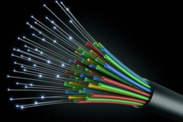Sesenta pueblos extremeños tendrán ayuda para fibra óptica 