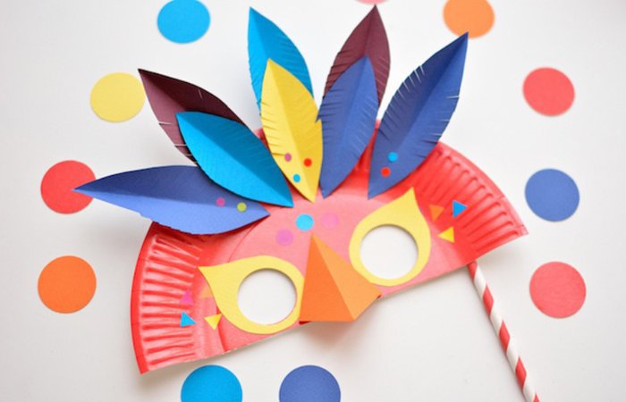 Taller de Carnaval en la Biblioteca de Trasierra 