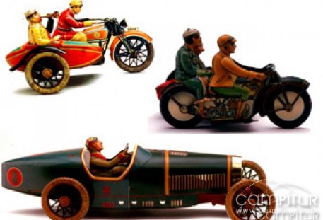 Un coche de hojalata será la pieza del mes del Museo de Azuaga 