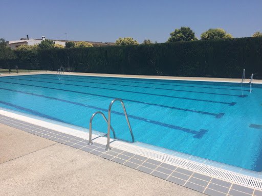Numerosas localidades de la Campiña Sur no abrirán sus piscinas