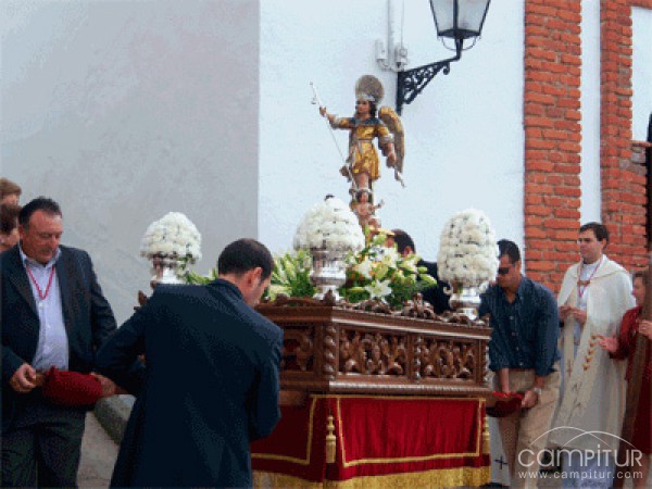 Villaharta celebra el día de su patrón, San Rafael 