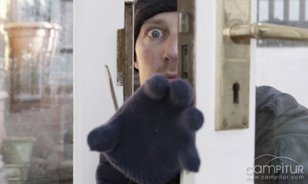 Detenidas 14 personas por robar presuntamente en casas de Extremadura y Andalucía 