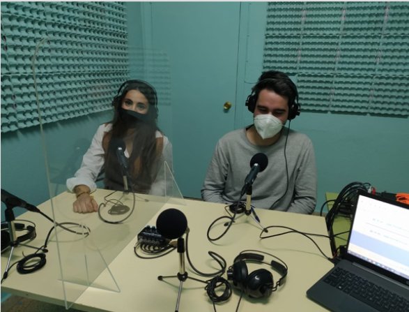 Entrevista en RADIOEDU a los alumnos de los Ciclos de Administración 