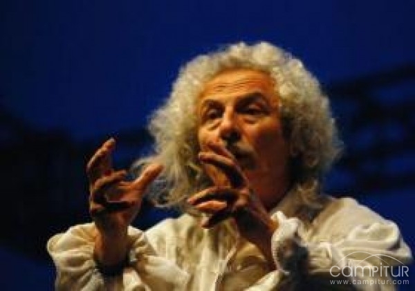El Brujo congrega a más de 1.000 personas en el Teatro Romano de Regina 