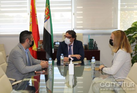 Inauguración y apertura de una Residencia de Mayores en Campillo de Llerena 