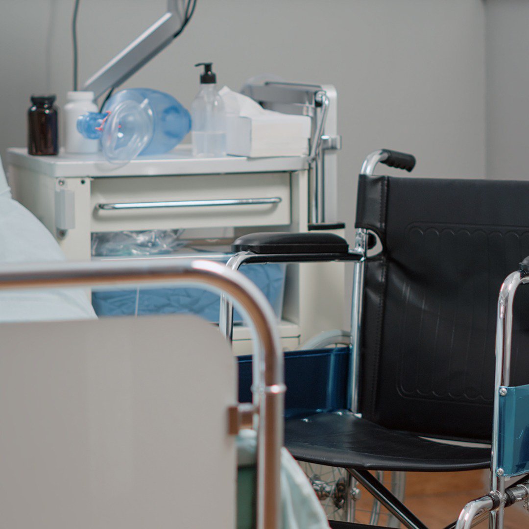 El SES continuará con las mejoras y las inversiones en el hospital de Llerena 