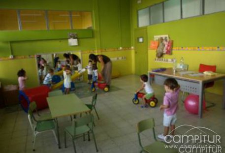 Abierto el plazo de solicitud de plazas en la Escuela Infantil &quot;El Dado&quot; de Constantina