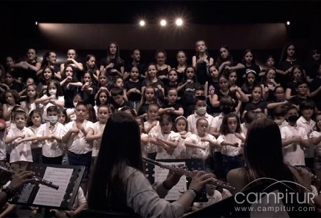 La Escuela de Música de Azuaga “escucha a Palestina” 