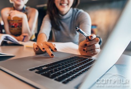 Curso en Competencias Digitales para mujeres belmezanas 