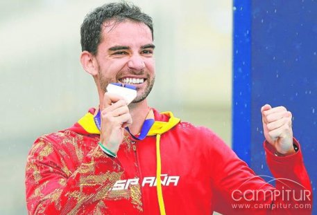 Álvaro Martín Uriol Mejor Deportista Absoluto Masculino en los Premios Extremeños del Deporte 2021 