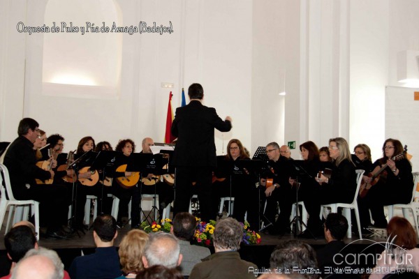 Actuación de la Orquesta de Pulso y Púa de Azuaga en Peñarroya 