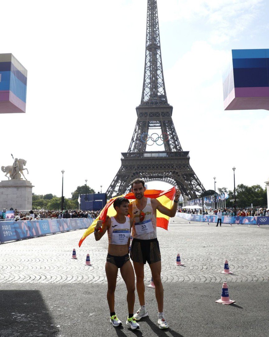 Triunfo Dorado en París: Álvaro Martín Uriol y María Pérez Brillan en los Juegos Olímpicos