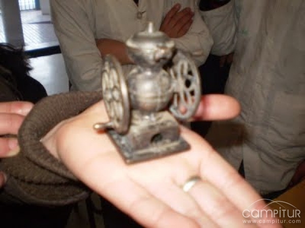 Exposición de objetos antiguos en Peraleda del Zaucejo 