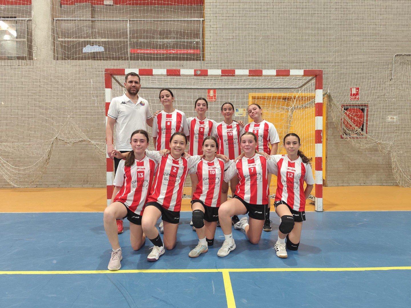 Azuaga roza la cima en el Campeonato Alevín de Balonmano de Extremadura