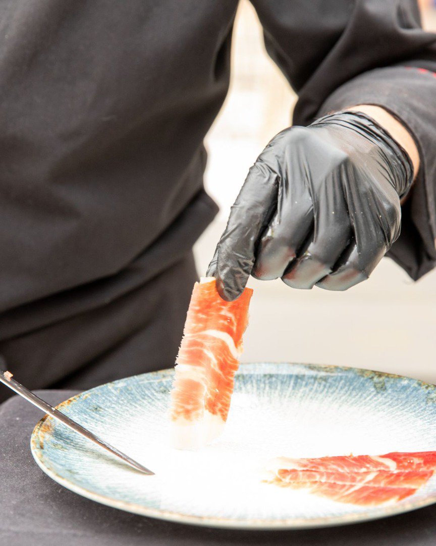 Berlanga ofrece un curso gratuito para aprender a cortar jamón