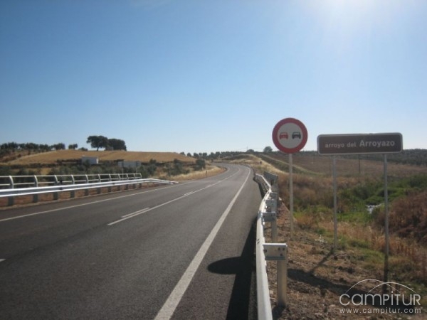 Abierta la carretera de Peraleda del Zaucejo a Monterrubio de la Serena 