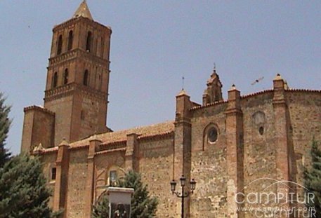 Reparada la cubierta de la Iglesia de Granja de Torrehermosa 